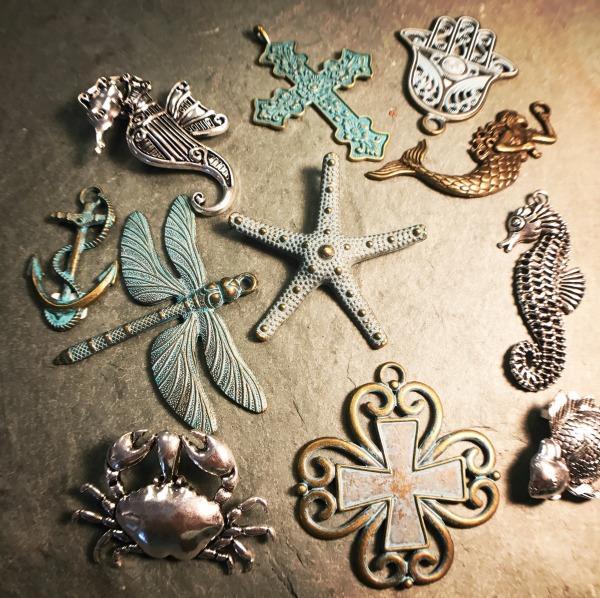 Charms & Pendants