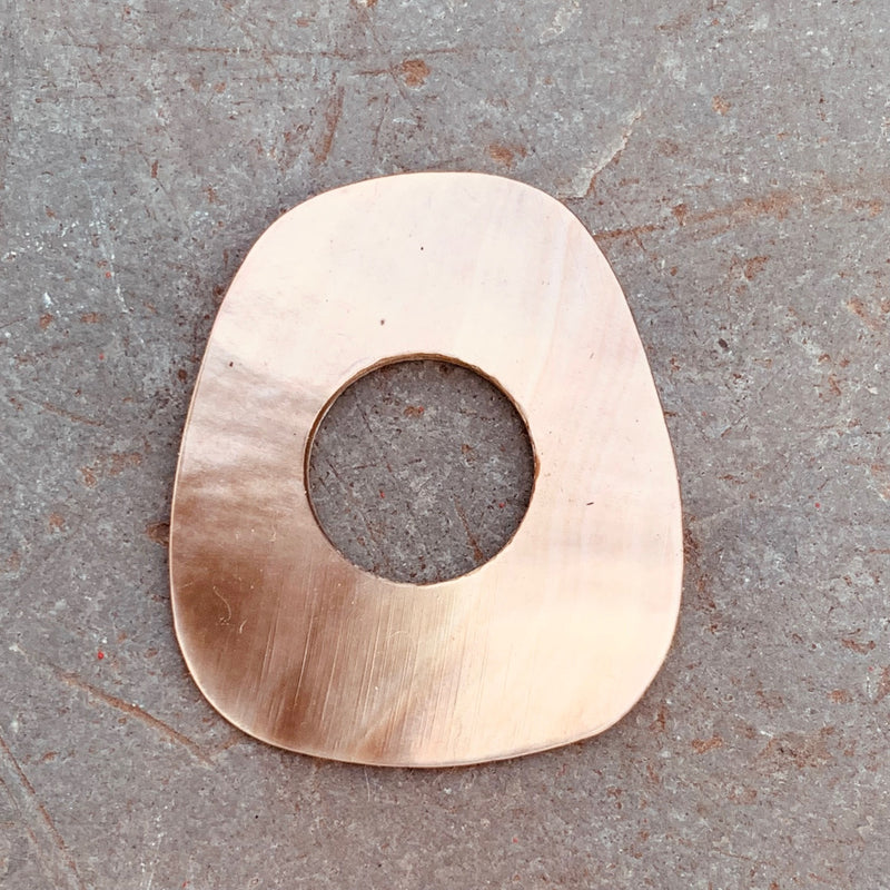 Lip Shell Pendant, 23mm