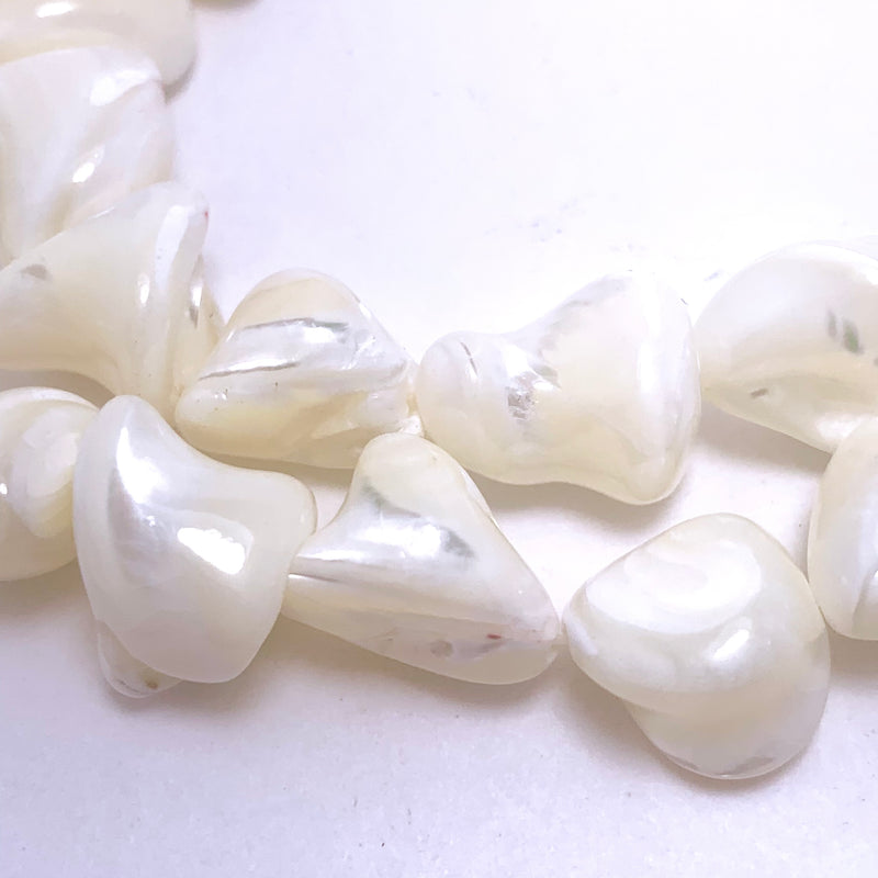 Mother of Pearl Beads, Twisted Nuggets, 10mm