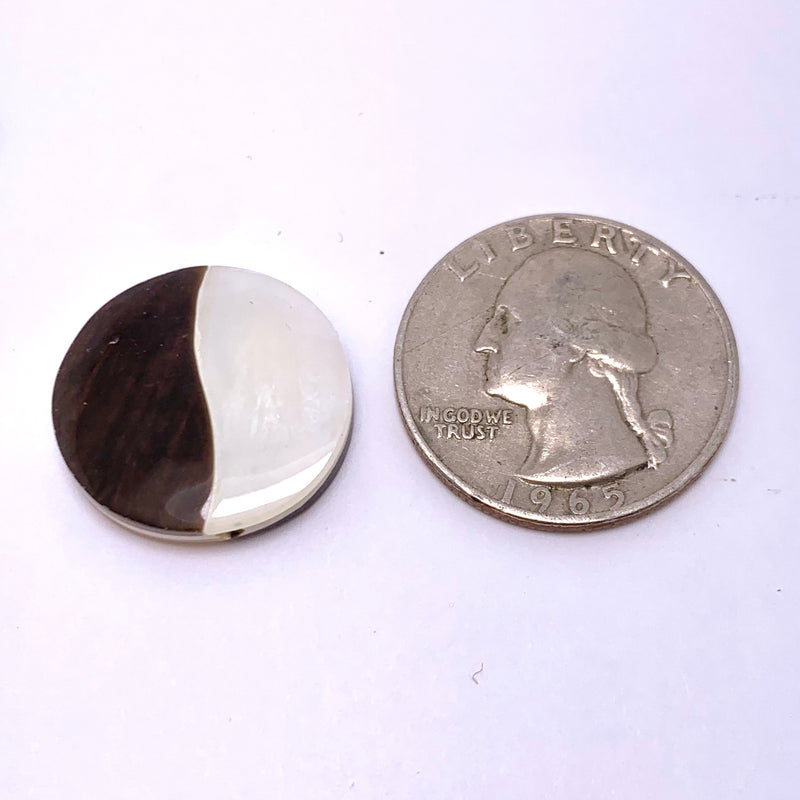 Mother of Pearl Yin Yang Bead, 20mm