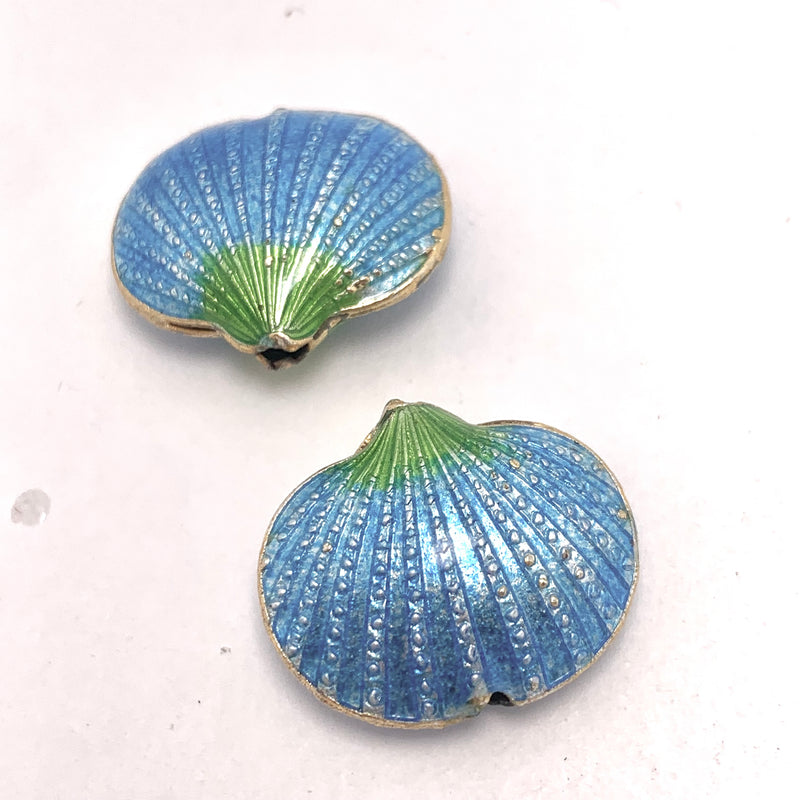 Cloisonne Shell Bead, Aqua with Lime Tip 20mm