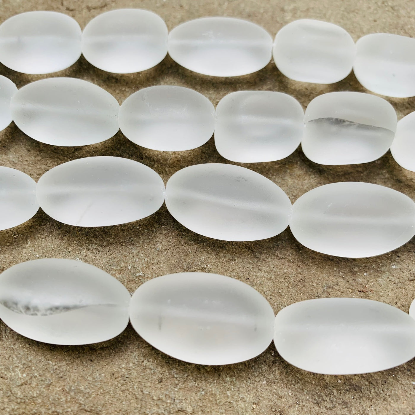 Tumbled glass beads deals