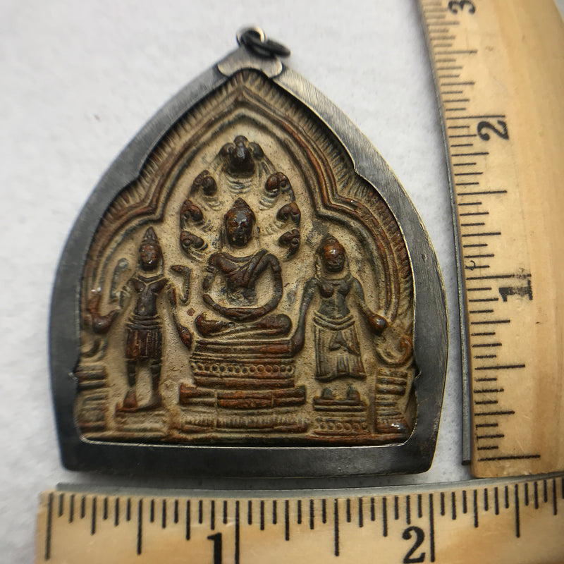 Bronze Buddha Amulet, Sitting with Attendants