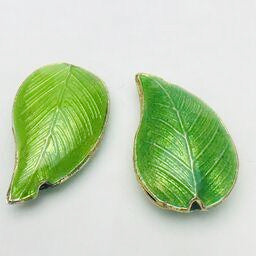 Cloisonne Leaf Bead, Green 30mm