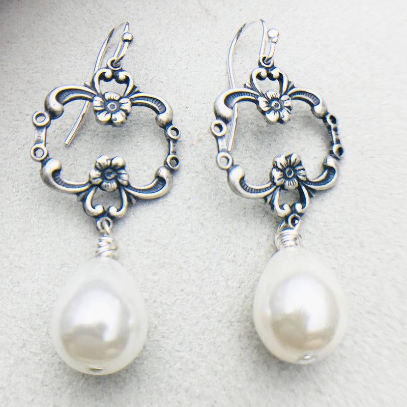 Eva Vintage Silver and White Mother of Pearl Drop Earrings