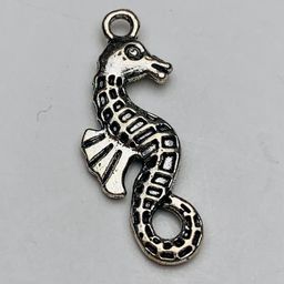 Small Seahorse Charm, Silver