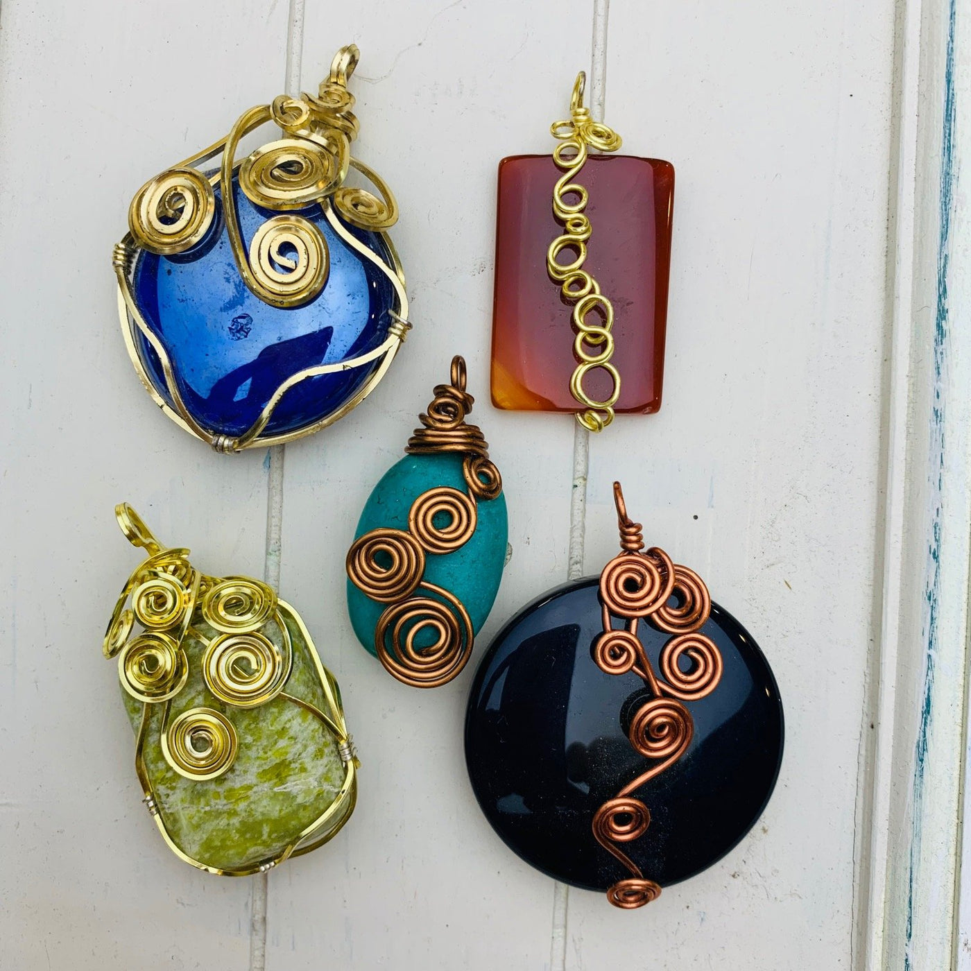 How to Make Wire Wrapped Stones for Pendants - Private Group Class – EOS  Designs Studio